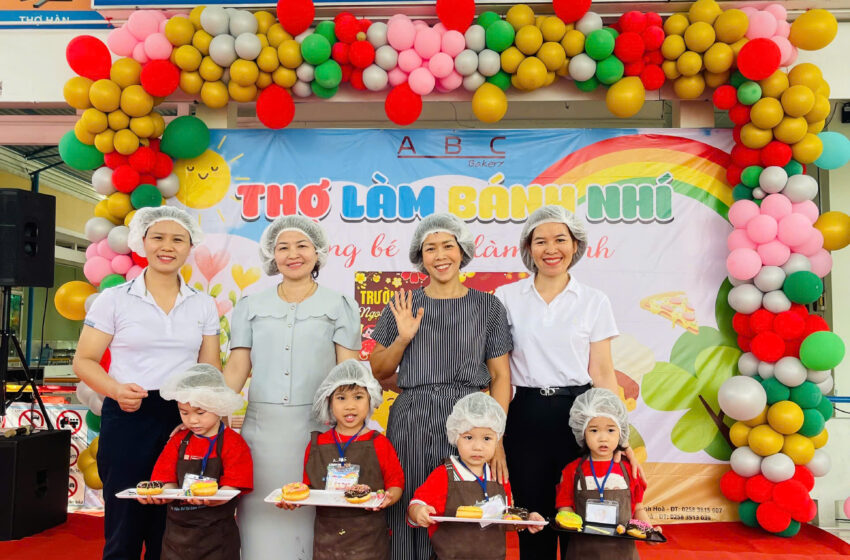  TRƯỜNG MẦM NON PHƯỚC THỊNH TỔ CHỨC HOẠT ĐỘNG TRẢI NGHIỆM “THỢ LÀM BÁNH NHÍ – CÙNG BÉ YÊU LÀM BÁNH”