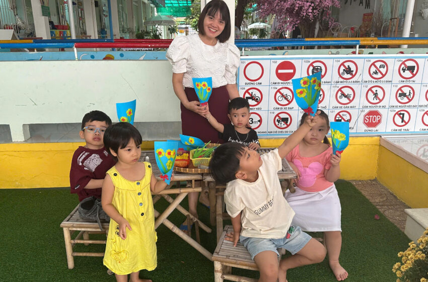  TRƯỜNG MẦM NON PHƯỚC THỊNH TỔ CHỨC HOẠT ĐỘNG “BÉ YÊU BÀ, YÊU MẸ VÀ CÔ” NHÂN NGÀY QUỐC TẾ PHỤ NỮ 8/3